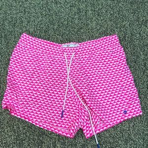 vineyard vines women’s performance shorts